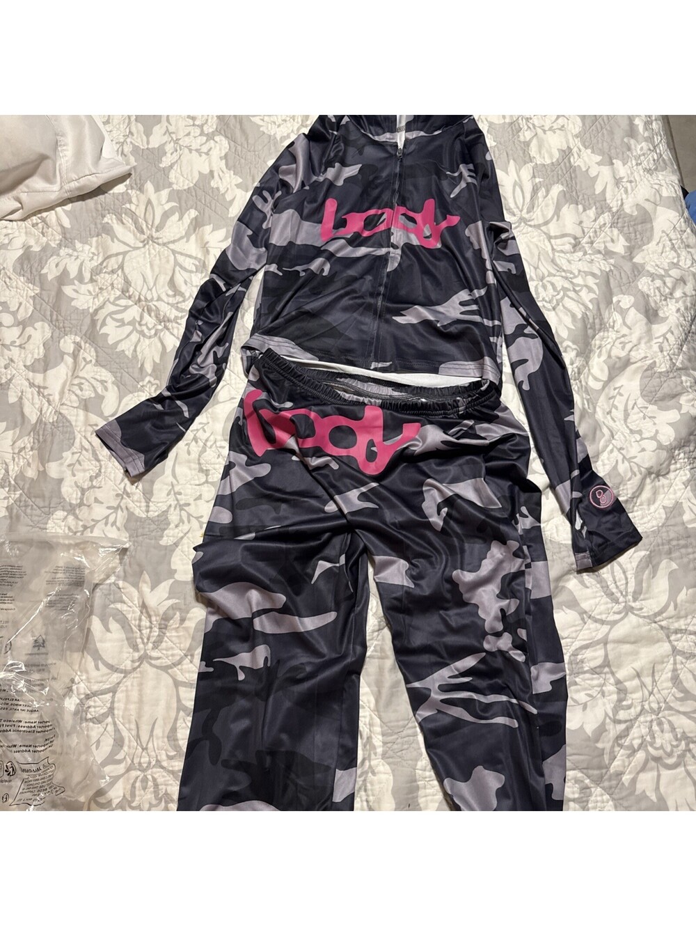 Body By Raven Army Green Camo Matching Set Size Small